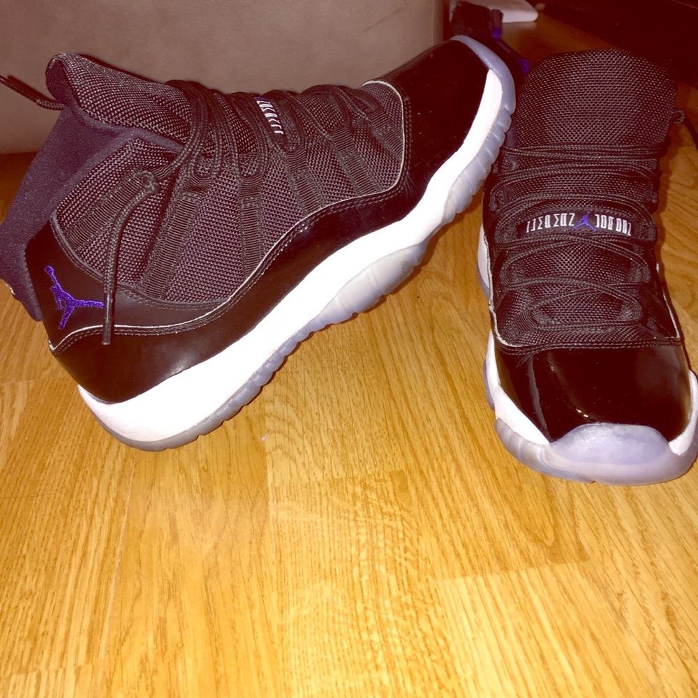 Jordan Retro 11 Space Jam